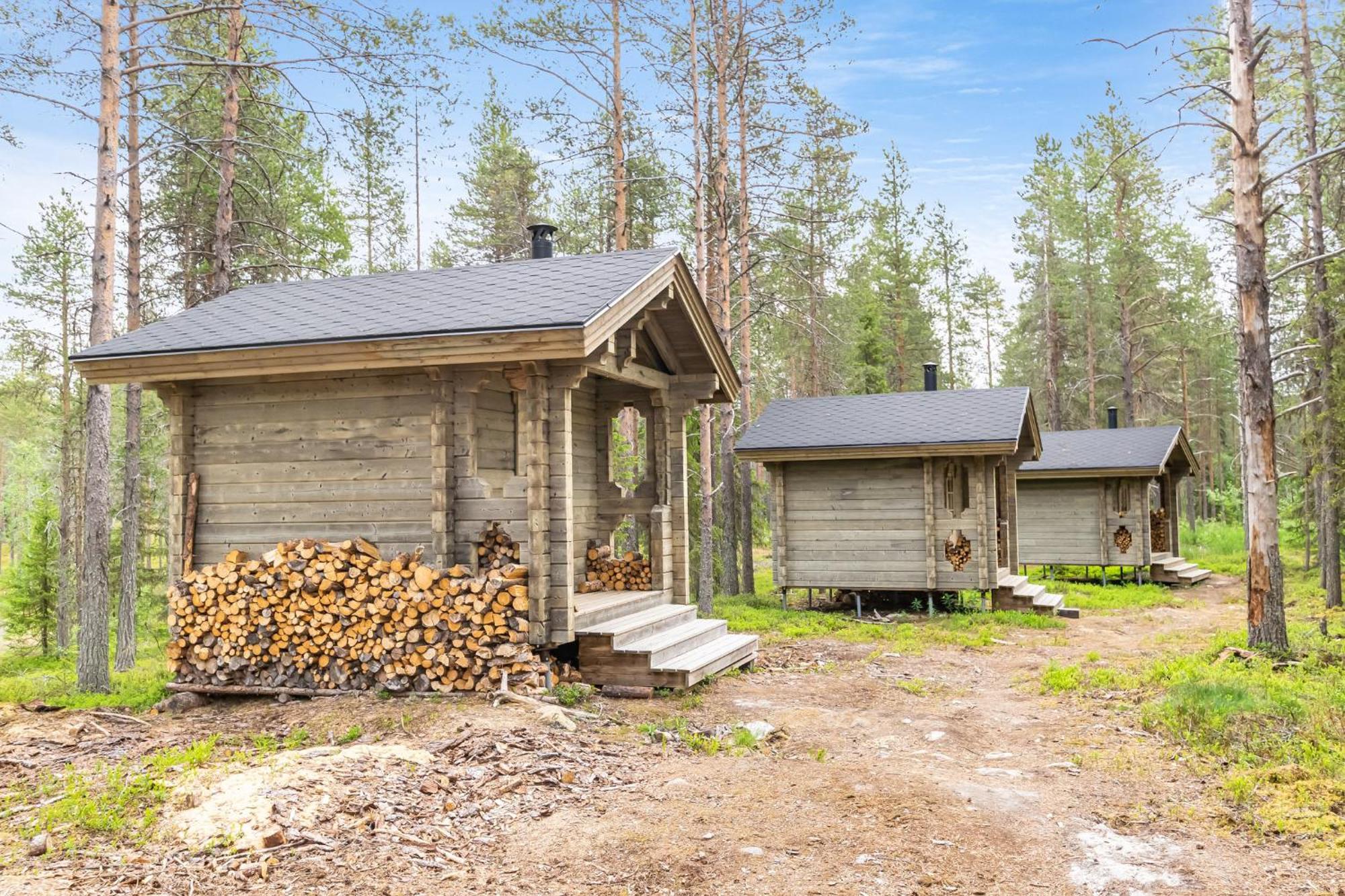 Karhunkierros Cabins & Huts ซาลลา ภายนอก รูปภาพ