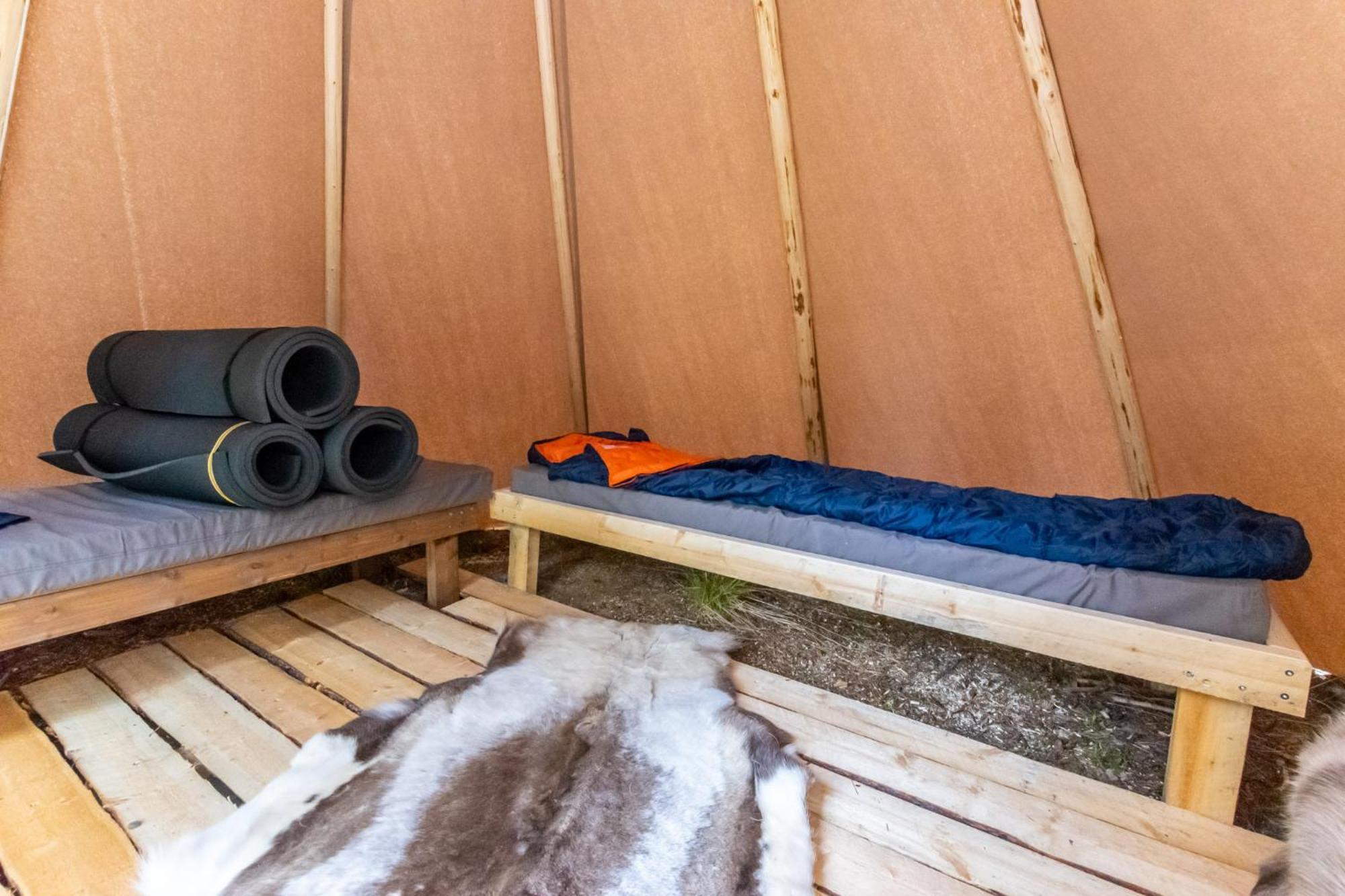 Karhunkierros Cabins & Huts ซาลลา ภายนอก รูปภาพ